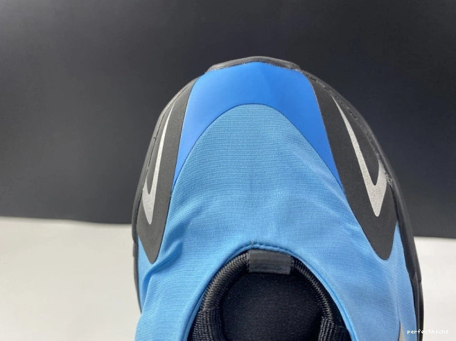 GZ3079 Yeezy MNVN Boost 'Bright 700 ADIDAS Cyan' 0715